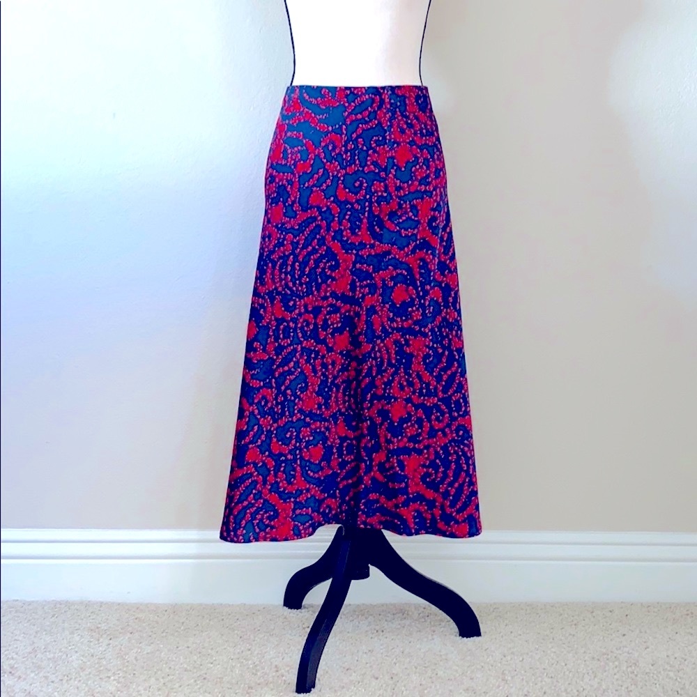 Satin skirt